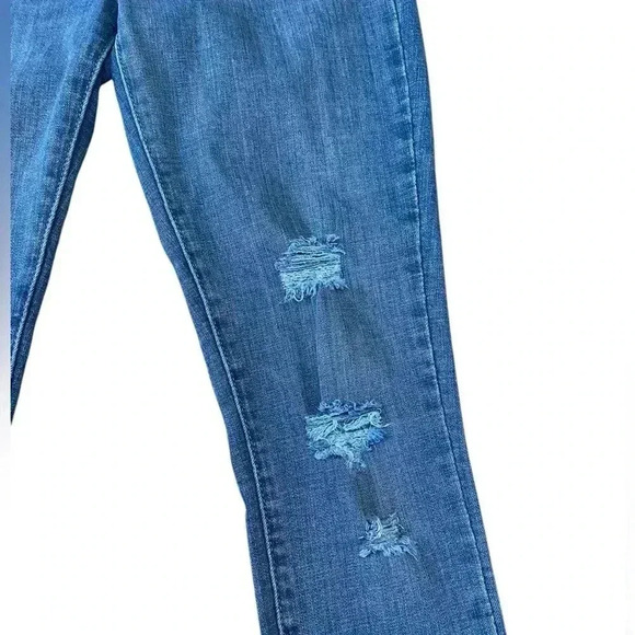 Levi's Women's 711 Skinny Jeans, W26-L30, Blue (Ripped jeans) - Picture 2 of 9